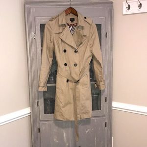 40% off 6! Esmara Tan Trench Coat